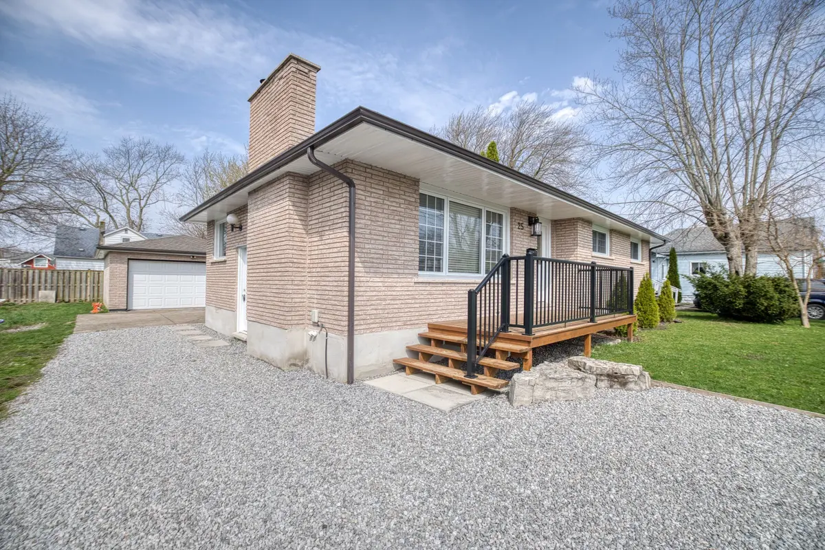 25 Rice RD, Welland, ON L3C 2V4