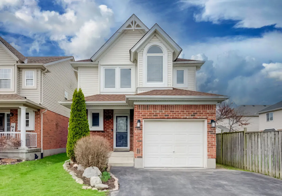 52 Maryann Price LN, Cambridge, ON N3C 4K6