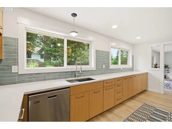 1103 SE 94TH AVE, Vancouver, WA 98664