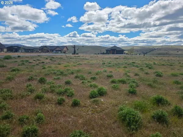 205 LITTLE LAKE RD, Maupin, OR 97037