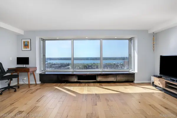 1300 E LAFAYETTE ST #1604, Detroit, MI 48207