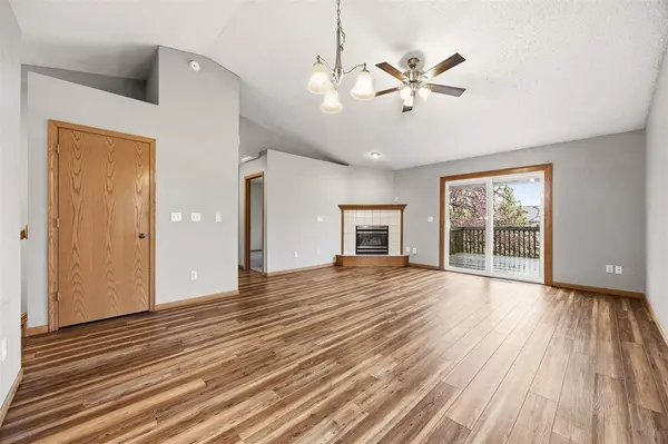 660 Molly Drive, North Liberty, IA 52317