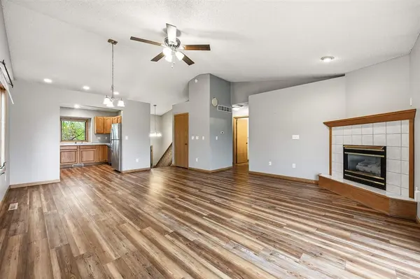 660 Molly Drive, North Liberty, IA 52317