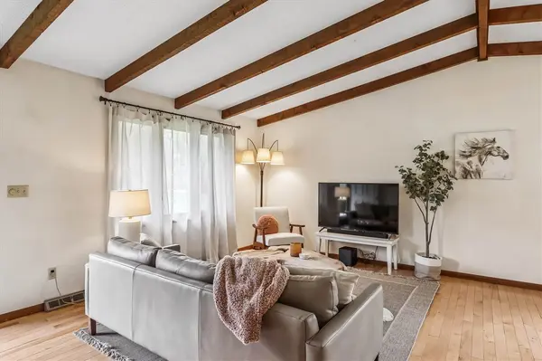 4333 Pine Ridge Trl NE, Iowa City, IA 52240