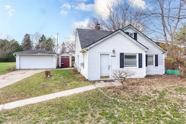 27501 Milton AVE, Warren, MI 48092