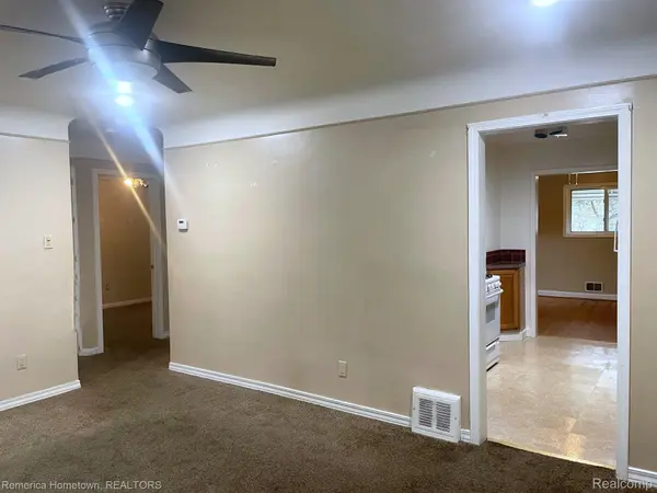 2760 NORMAN ST, Melvindale, MI 48122