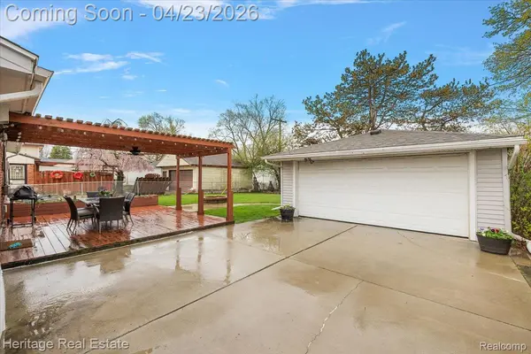 14109 Harrison ST, Livonia, MI 48154