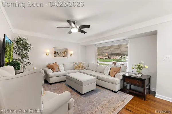 14109 Harrison ST, Livonia, MI 48154