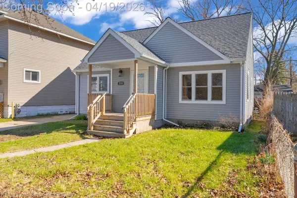 2210 Griswold ST, Port Huron, MI 48060