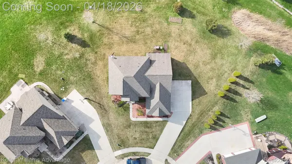 23883 Bayberry CT, Lyon Charter Township, MI 48178