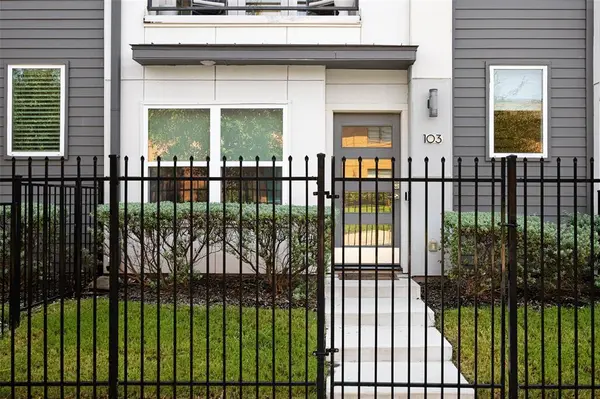 1727 Caddo Street #103, Dallas, TX 75204