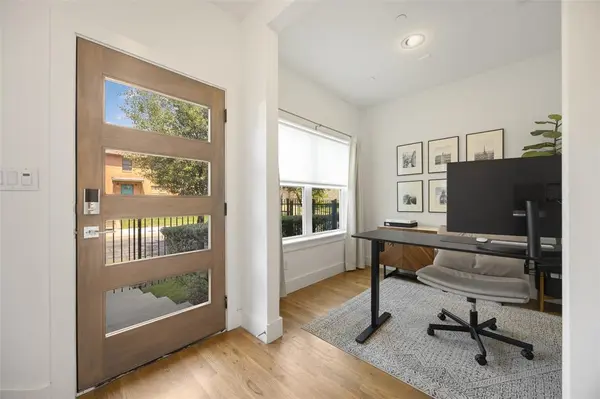 1727 Caddo Street #103, Dallas, TX 75204