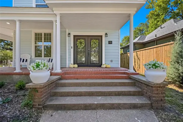 704 W Hull Street, Denison, TX 75020