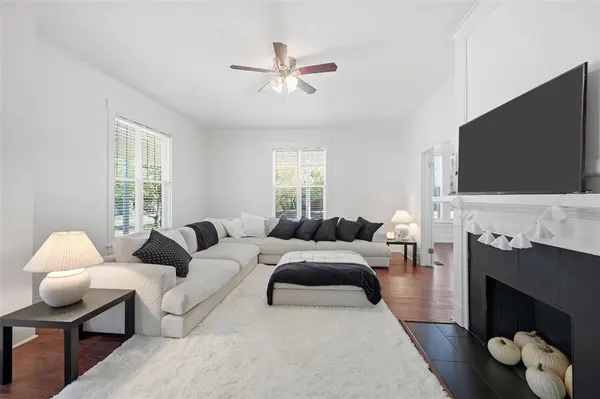 704 W Hull Street, Denison, TX 75020