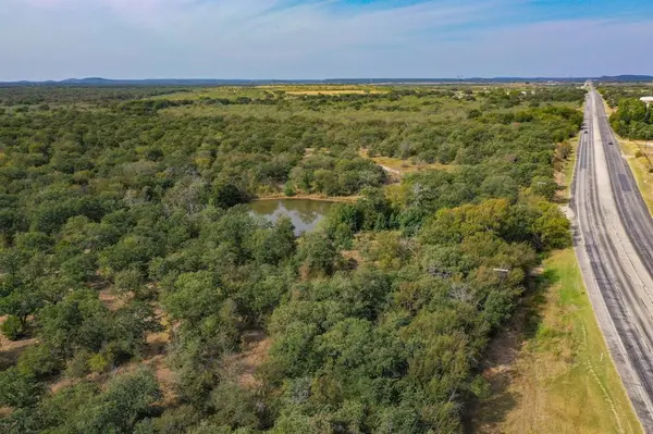 524 Malone Lane, Jacksboro, TX 76458