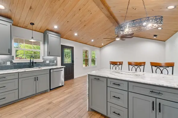 110 Wildwood Crossover, Gun Barrel City, TX 75156