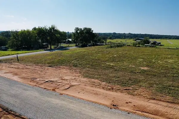 11 Kenzi Drive, Mineral Wells, TX 76067