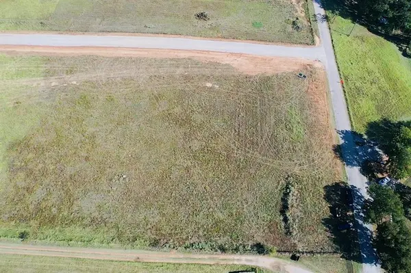 11 Kenzi Drive, Mineral Wells, TX 76067