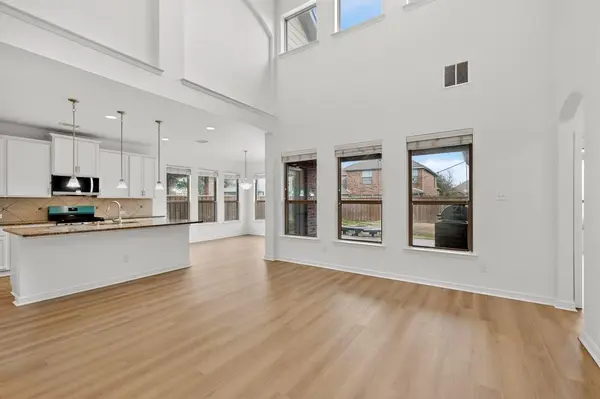 174 Hampton Drive, Fate, TX 75087