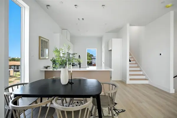 312 N Lancaster Avenue #104, Dallas, TX 75203