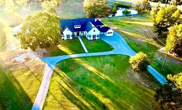 11039 FM 607 N E, Brownsboro, TX 75756