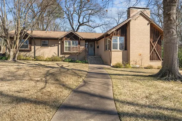 2526 Pounds Avenue, Tyler, TX 75701