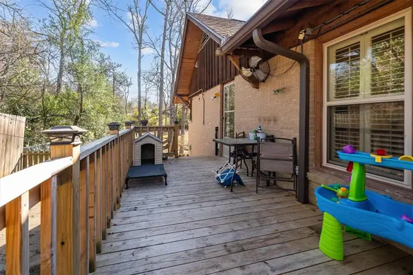 2526 Pounds Avenue, Tyler, TX 75701