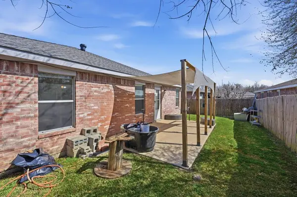 804 Castlewick Court, Arlington, TX 76018