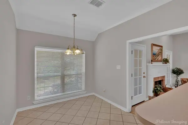 3301 Colonial Drive, Bossier City, LA 71111