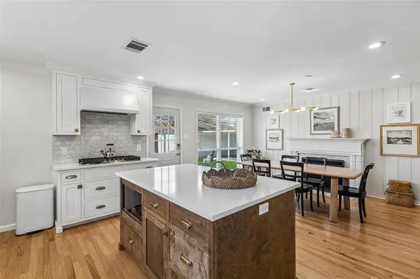 7119 Westbrook Lane, Dallas, TX 75214