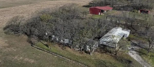 986 County Road 1785, Sunset, TX 76270