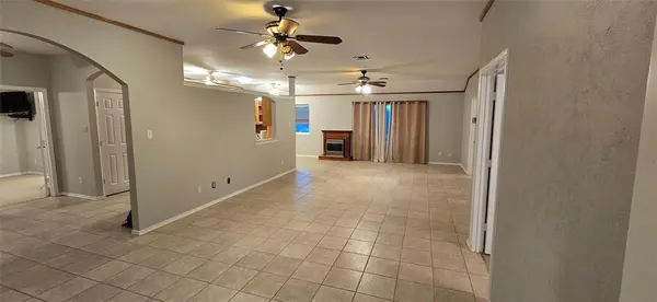 2267 County Road 3025, Bonham, TX 75418