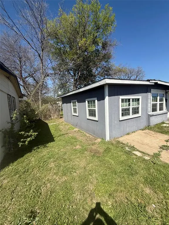 5605 Ramey Avenue, Fort Worth, TX 76112