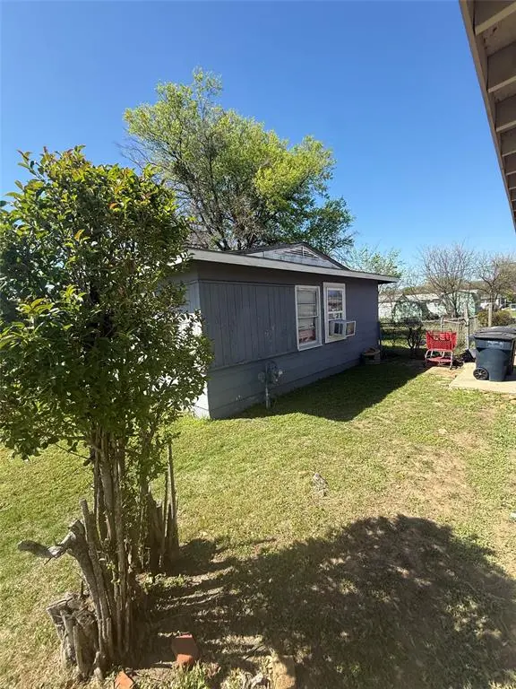 5605 Ramey Avenue, Fort Worth, TX 76112