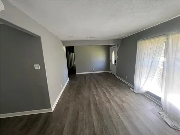 1306 Elby Street, Irving, TX 75061