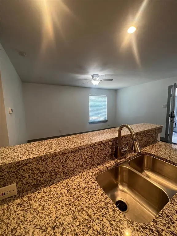 4633 Fairmount Street #213, Dallas, TX 75219