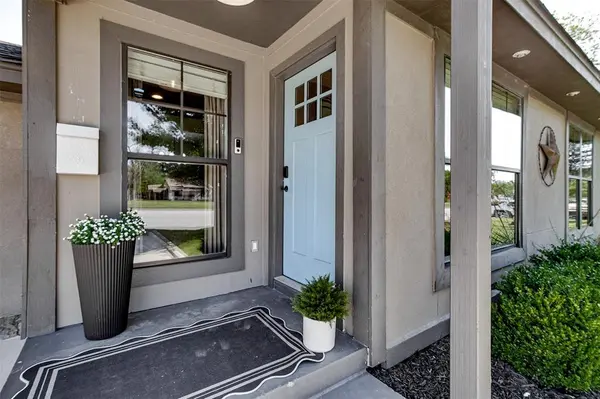 4305 Southwest Boulevard, Fort Worth, TX 76116