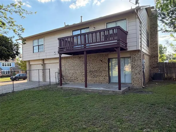 7302 Elderberry Circle, Dallas, TX 75249