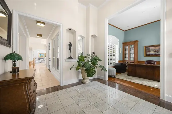 14725 Celestial Place, Addison, TX 75254