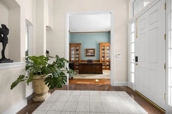 14725 Celestial Place, Addison, TX 75254