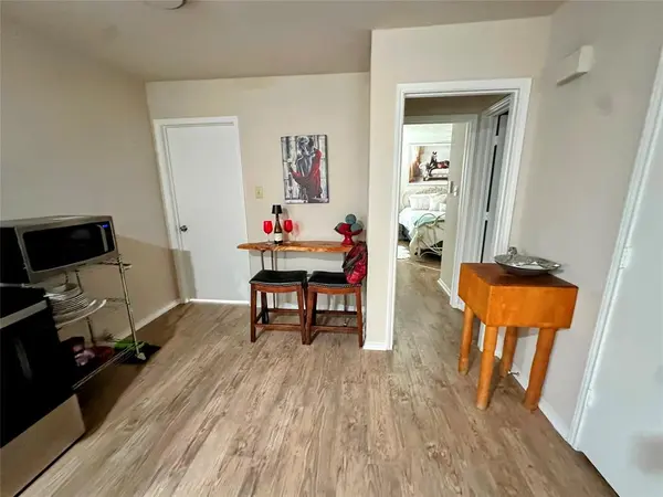 401 Shoreline Drive, Lakewood Village, TX 75068