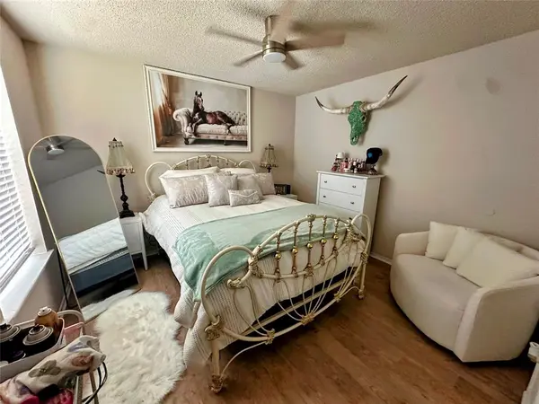 401 Shoreline Drive, Lakewood Village, TX 75068