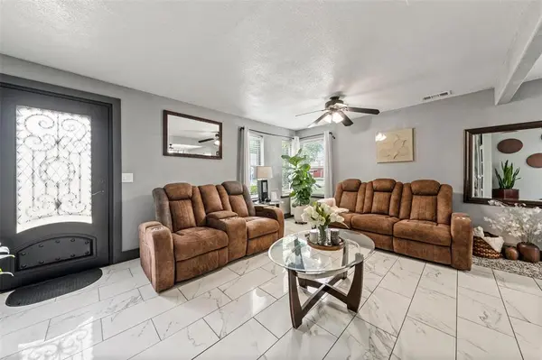 1205 N 17th Street, Waco, TX 76707