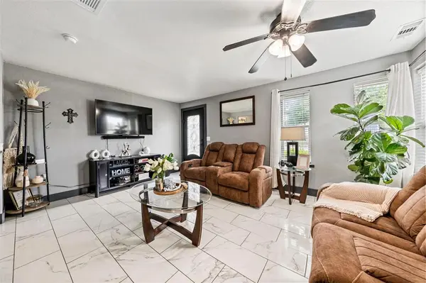 1205 N 17th Street, Waco, TX 76707