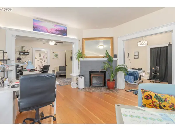 1492 PEARL ST, Eugene, OR 97401