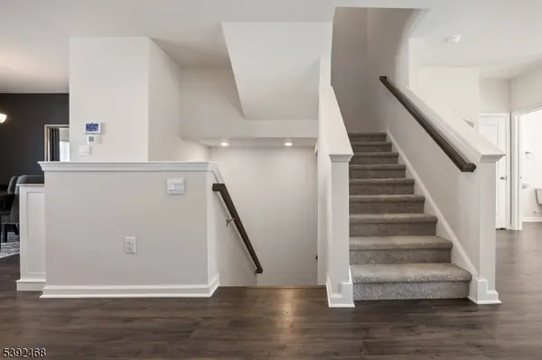 69 Sister's Farmstead Rd, Mount Laurel Twp., NJ 08054