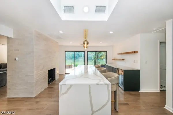 28 W Shore Rd, Mountain Lakes Boro, NJ 07046