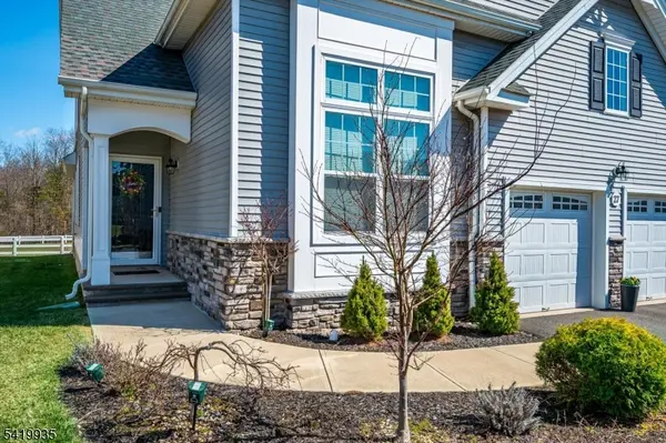 27 Potter Rd, Hillsborough Twp., NJ 08844