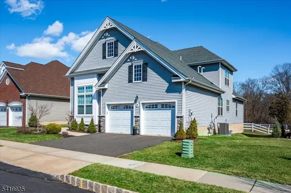 27 Potter Rd, Hillsborough Twp., NJ 08844