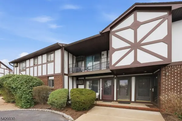 76 Farm Rd #A, Hillsborough Twp., NJ 08844